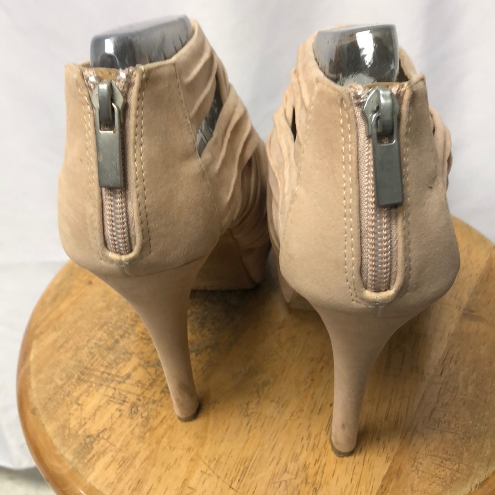 JustFab - Picture 3 of 5